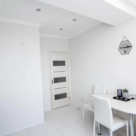 Appartamento Spacious Apartment In Paris Parigi